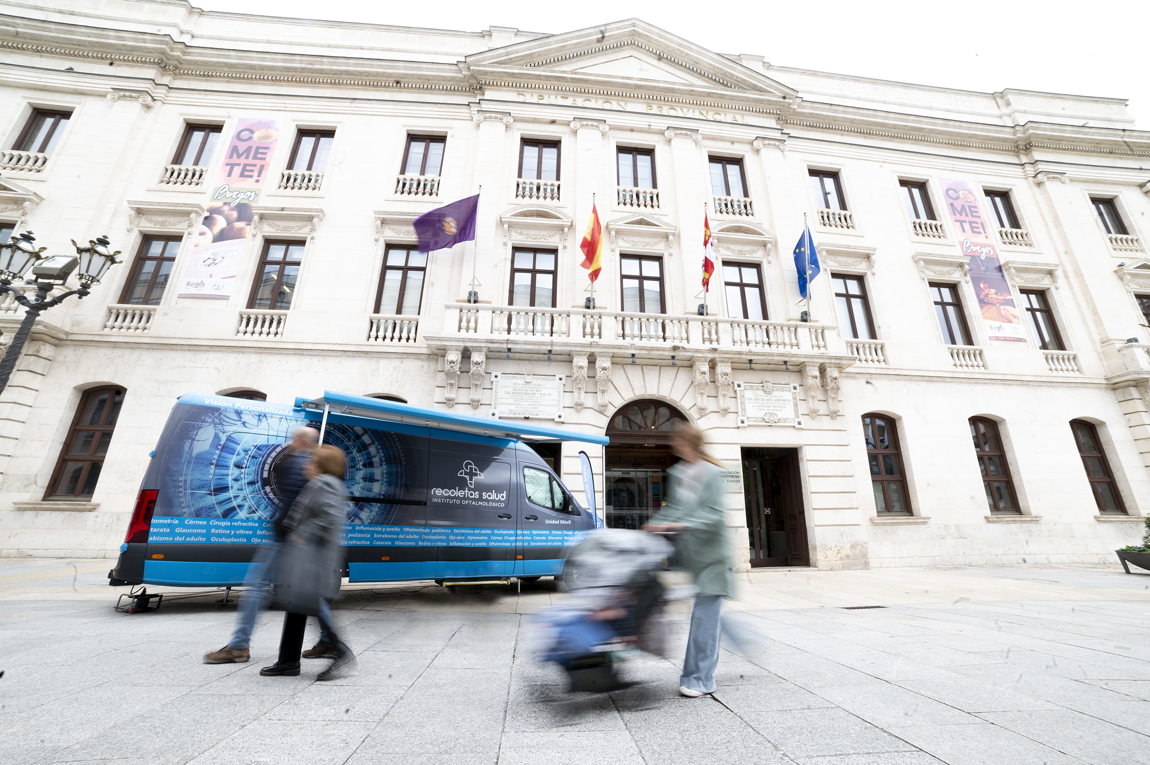 La Unidad Móvil de Salud Ocular de Recoletas atiende a 700 pacientes de la provincia de Burgos