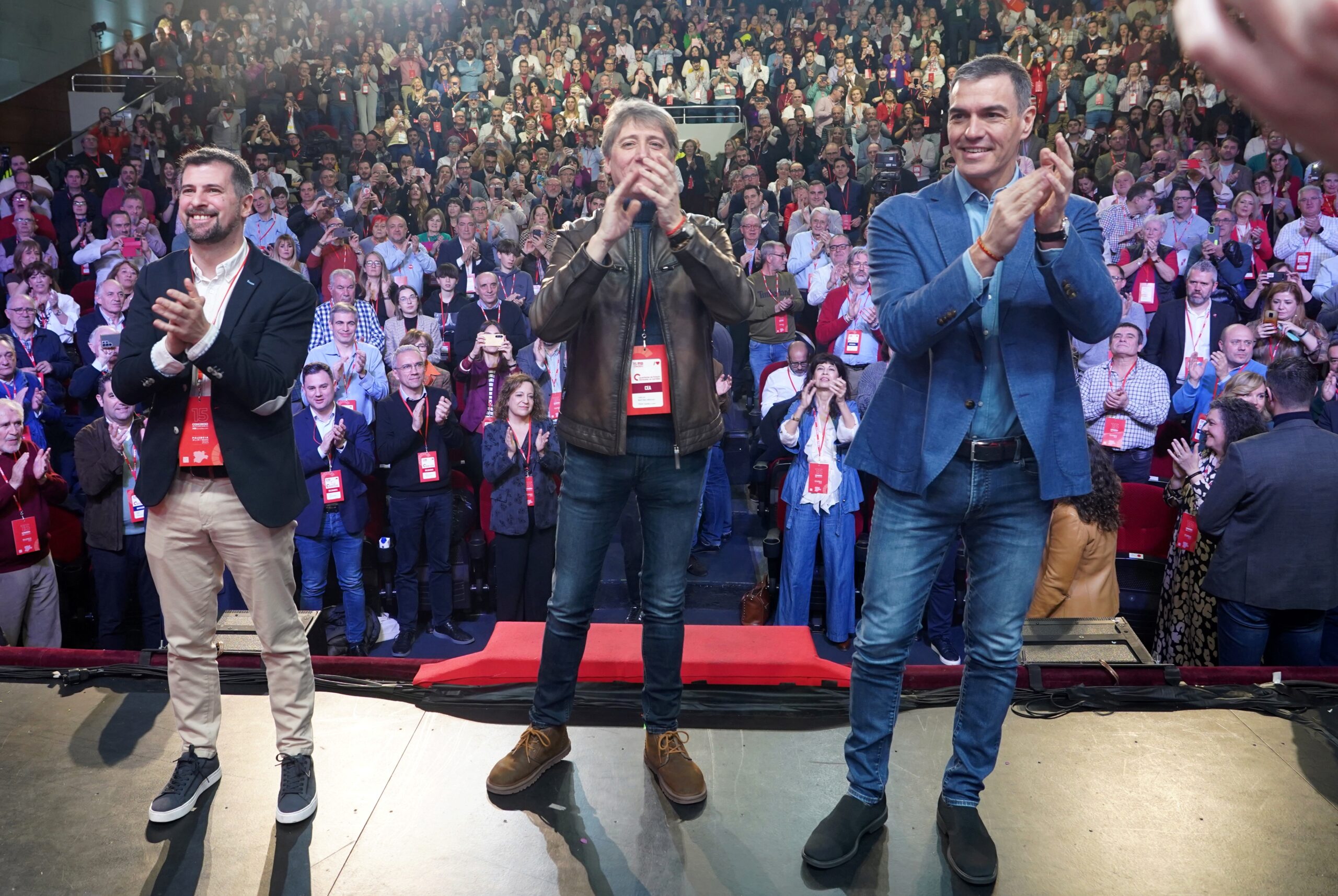 El CIS concede al PSOE la victoria en autonómicas y generales pero los encuestados se lían con los nombres