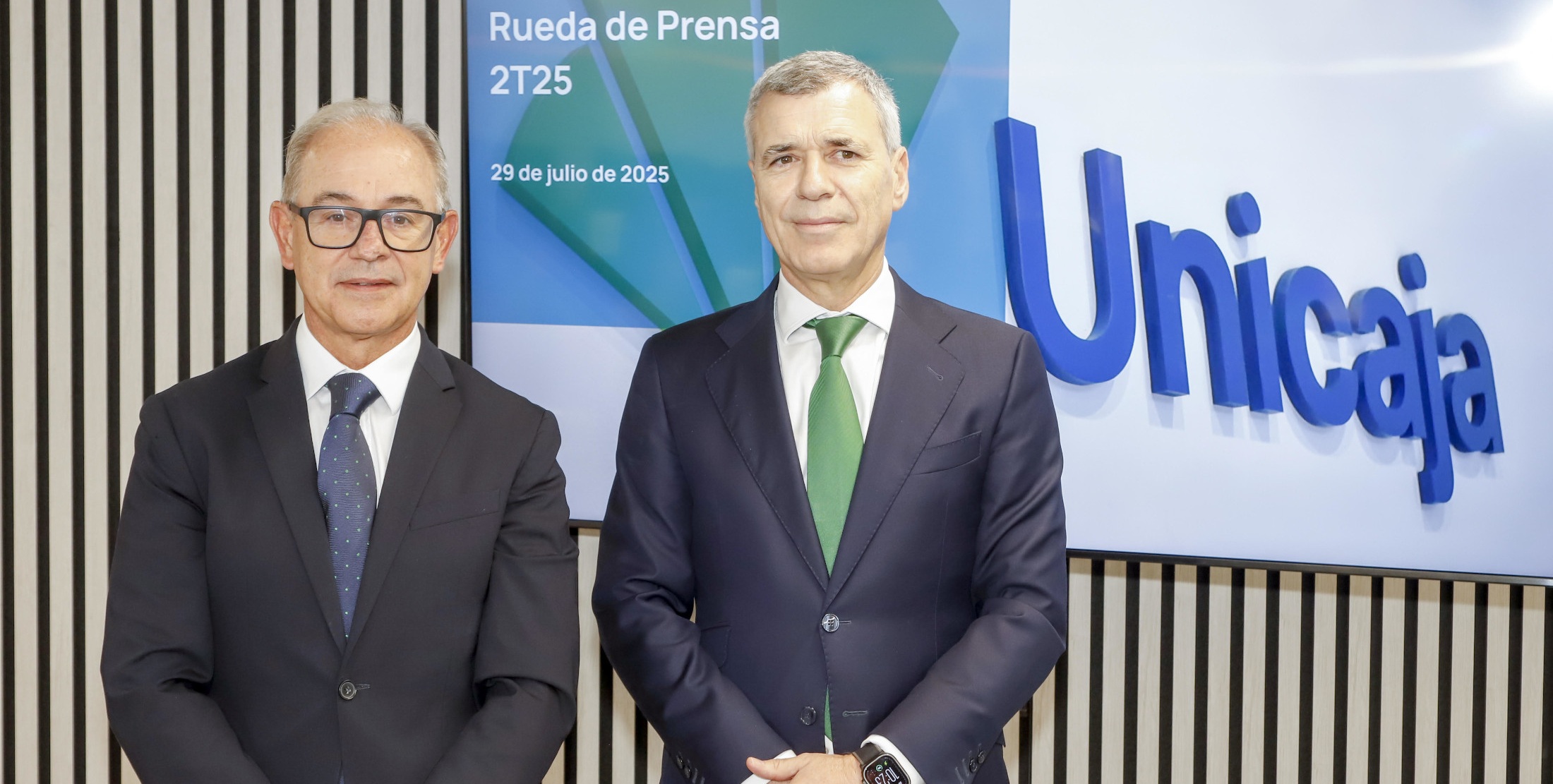 Unicaja sube el dividendo a cuenta un 10% tras un beneficio de 338 millones en el primer semestre, un 15% más