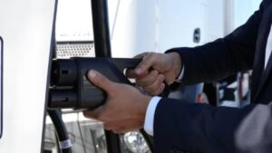 La potencia contratada para recarga de vehículos eléctricos en vía pública crece un 23% en la red de Endesa