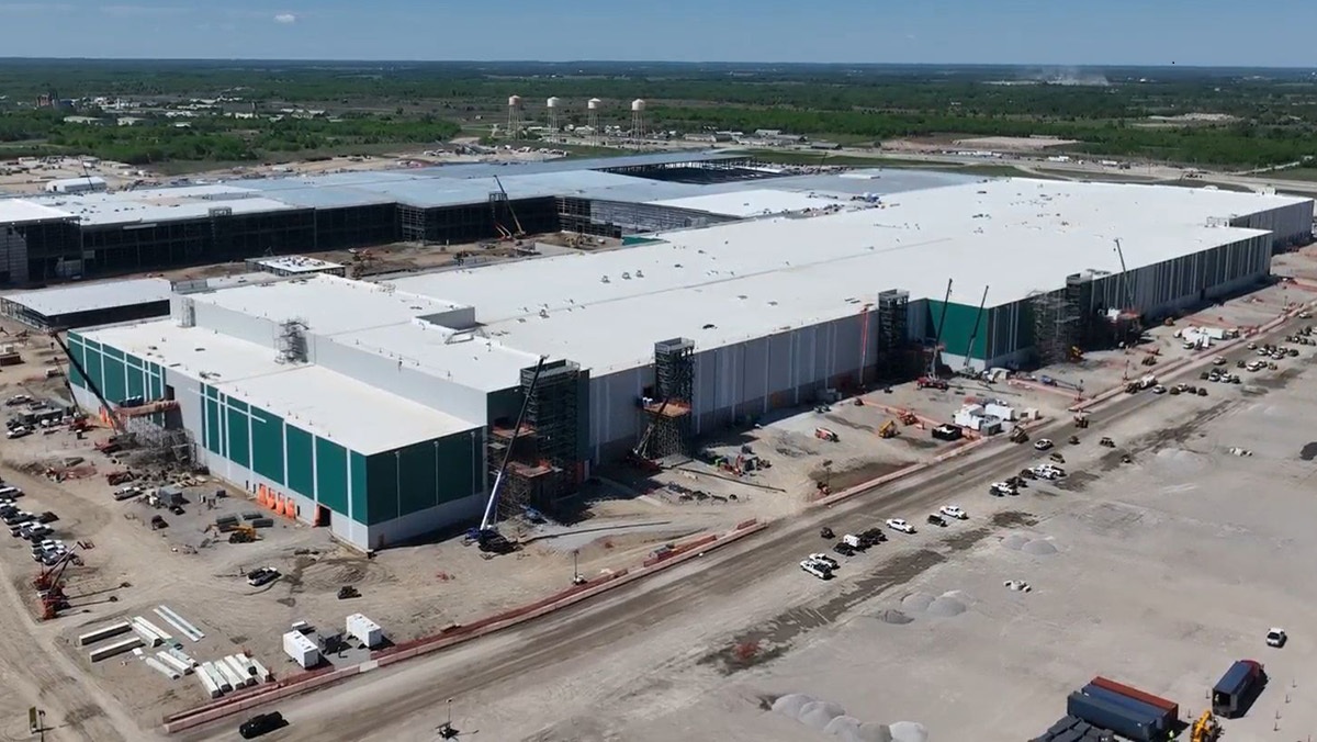 Panasonic abre la gran planta de baterías construida por  Turner, filial de ACS, en Kansas City