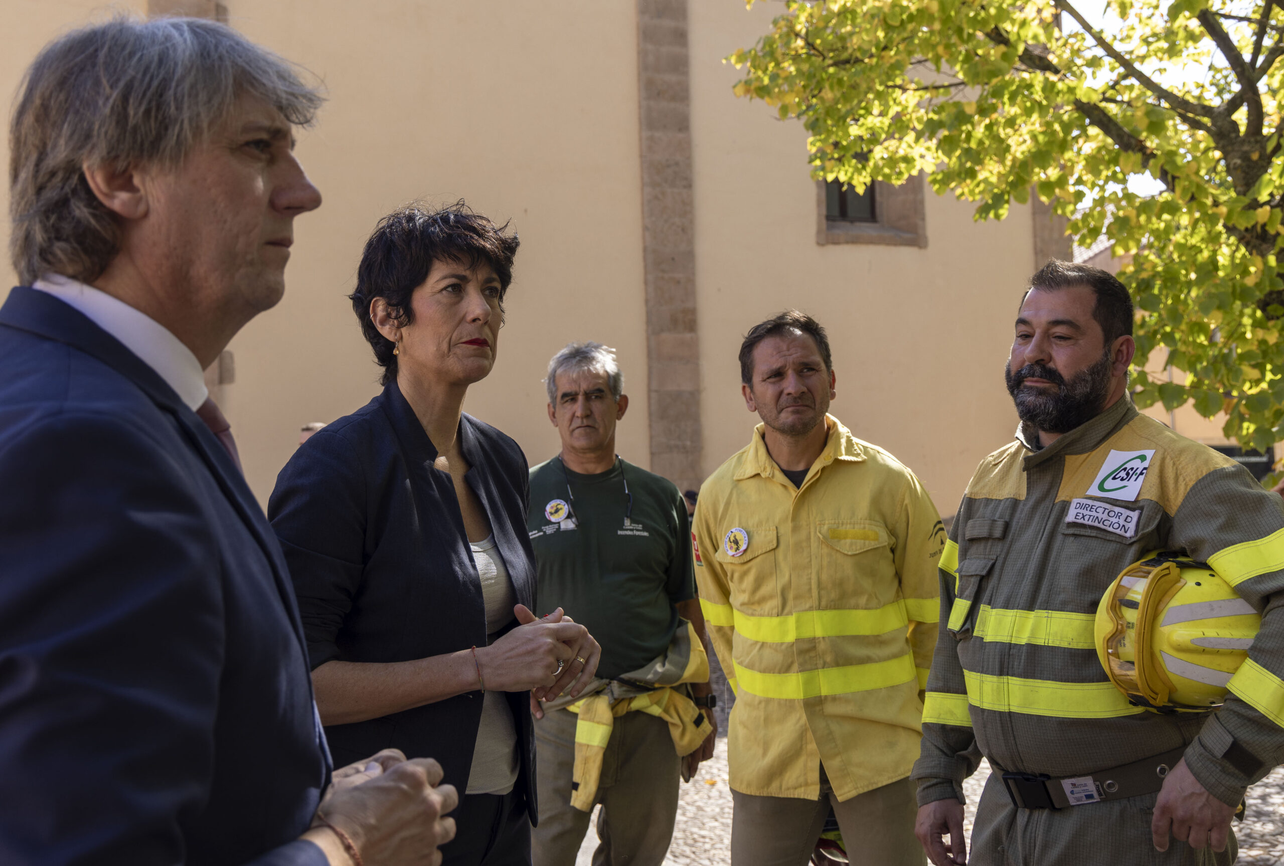 Saiz insta a las comunidades a facilitar la jubilación anticipada de los bomberos forestales