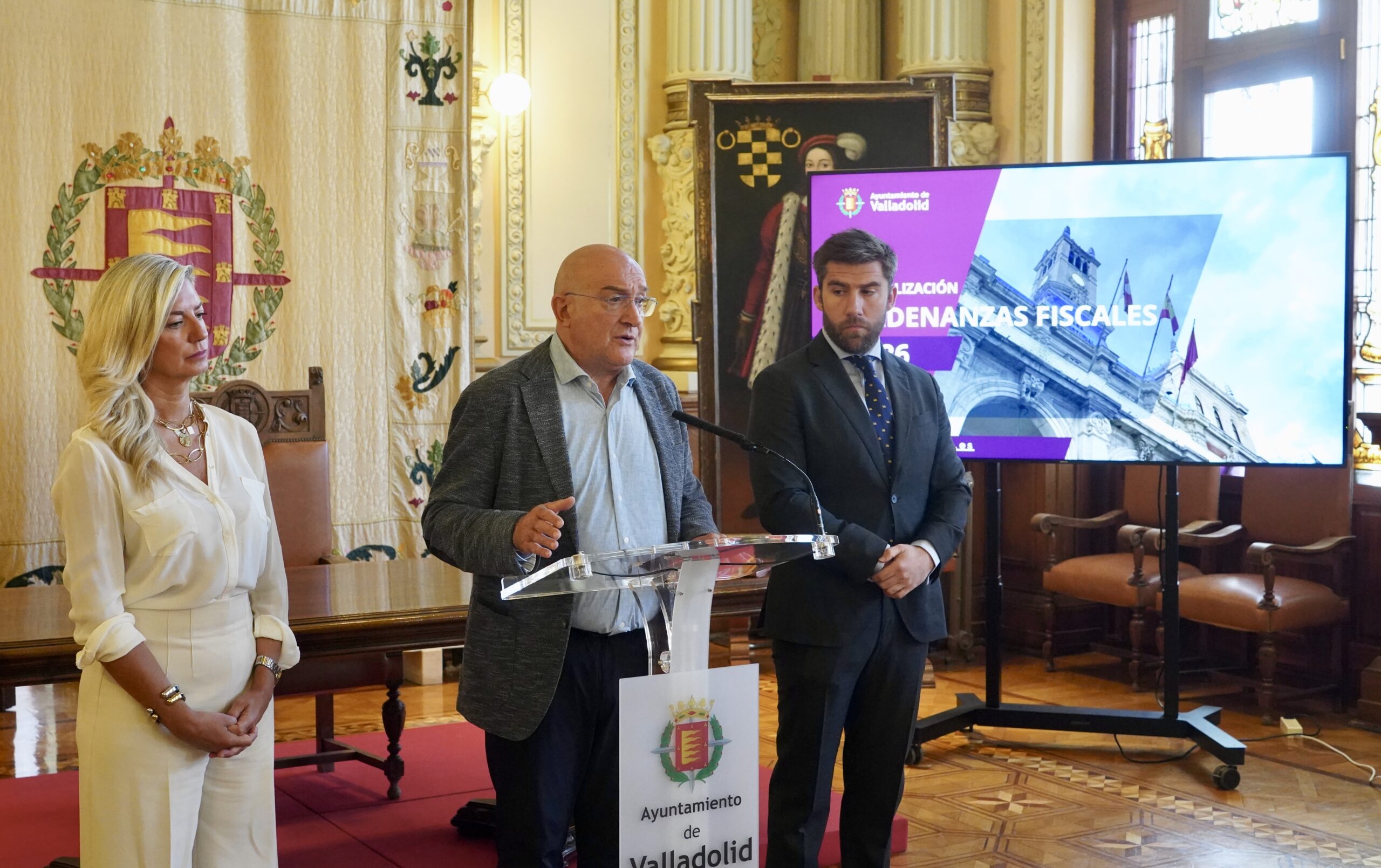 Ayuntamiento de Valladolid reduce un 50 por ciento el impuesto de construcciones y un diez el de circulación