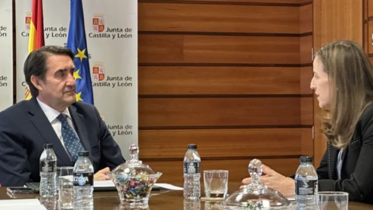La Junta de Castilla y León y Ecoembes refuerzan su colaboración para impulsar el reciclaje de envases en la Comunidad
