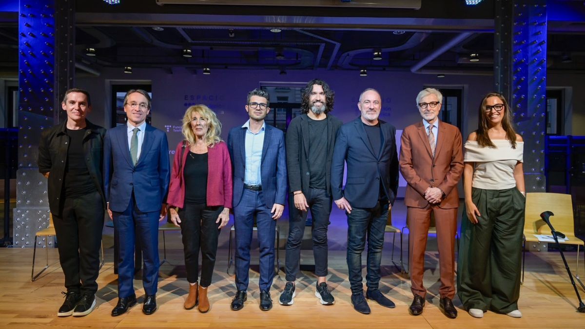 Fundación Telefónica y Deloitte presentan filosofía, un proyecto que reflexiona sobre el papel de la filosofía y las humanidades en la era de la inteligencia artificial