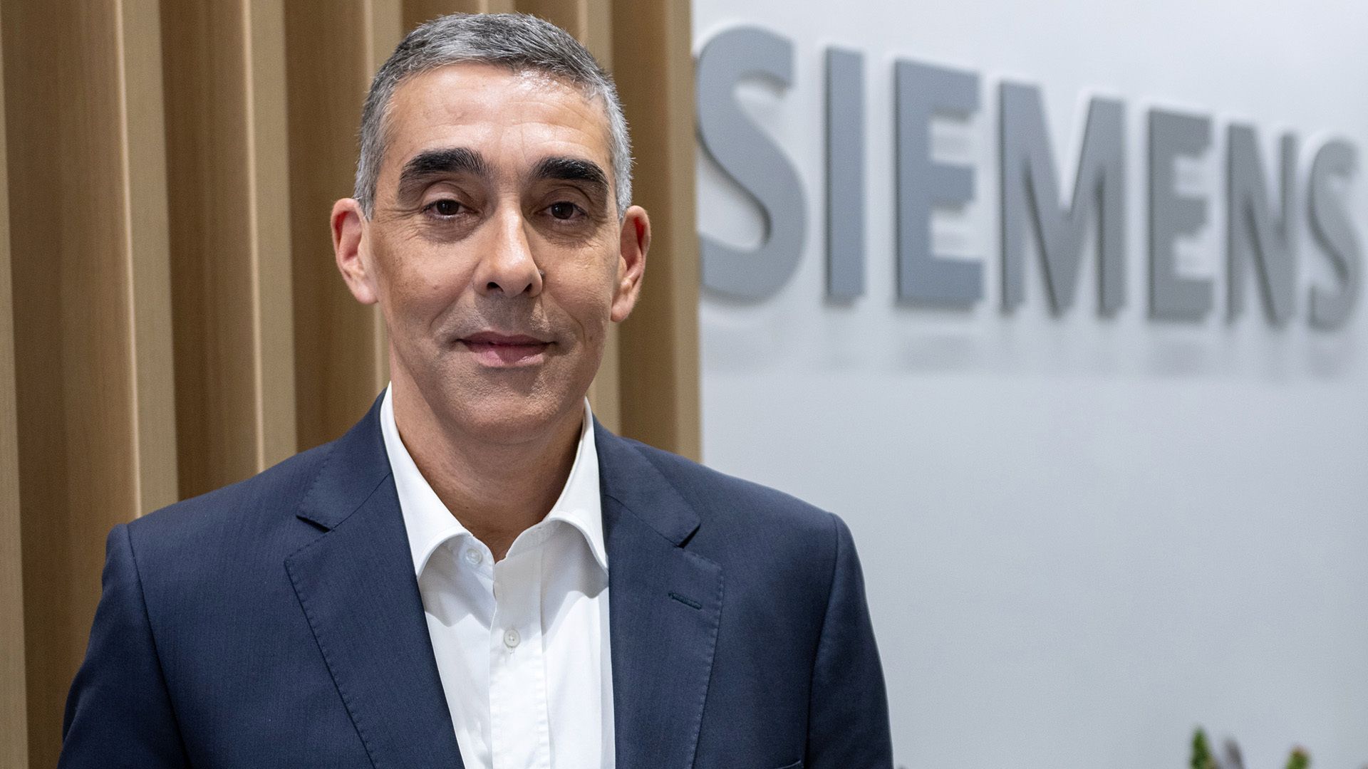 El CEO de Siemens España pide no caer en el ‘fundamentalismo’ de las renovables