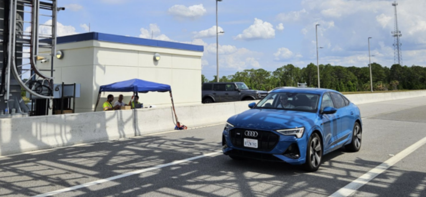 Indra incorpora su tecnología de vehículo conectado C-V2X para peaje de una autopista en Estados Unidos