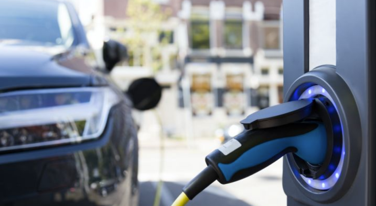 Una de cada cinco ventas de vehículos son electrificados