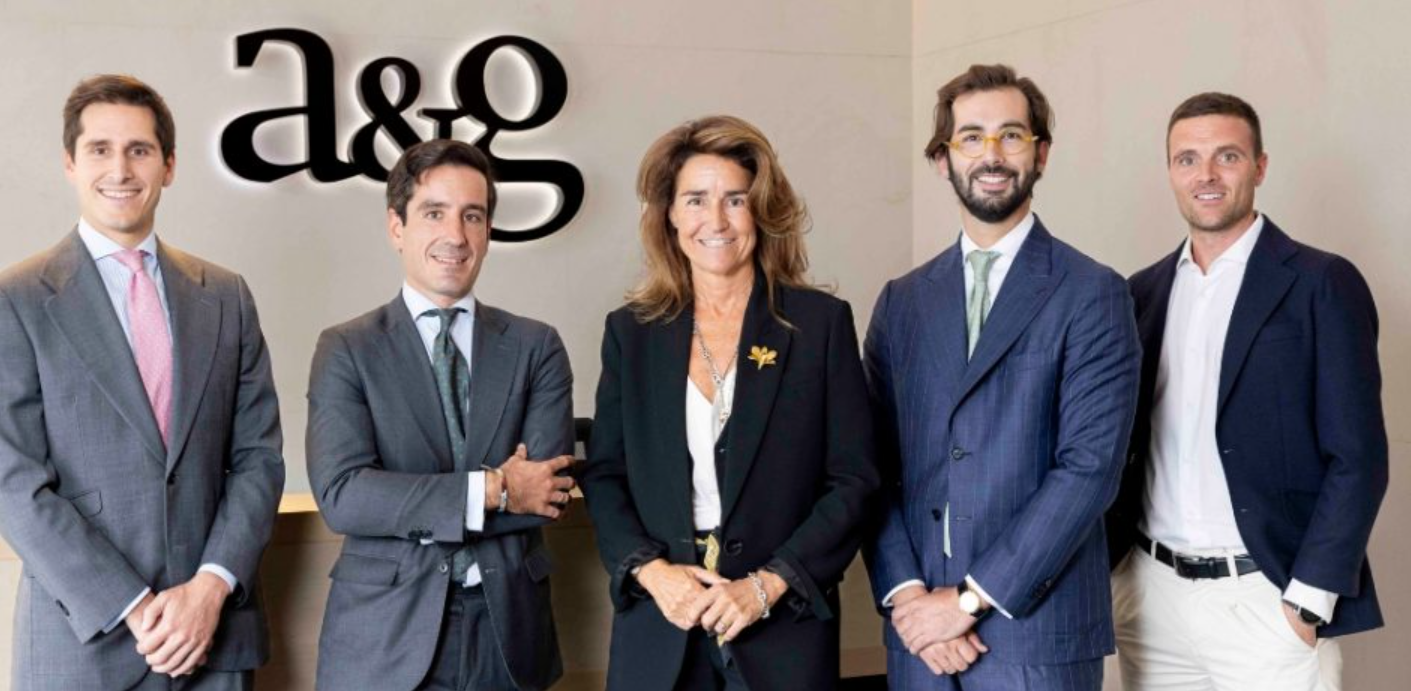A&G refuerza su equipo con la incorporación de cinco banqueros en Madrid y Pamplona