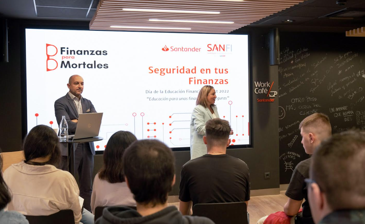 Santander refuerza su lucha contra el fraude con una jornada para mayores sobre abuso patrimonial