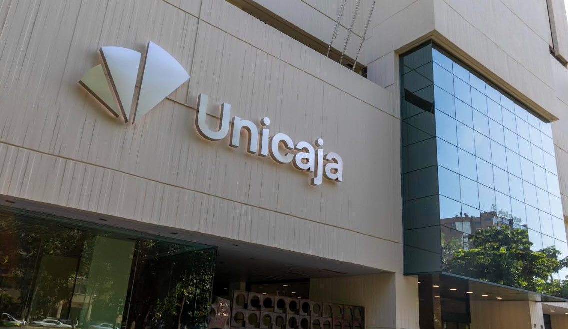 Unicaja lanza un nuevo bróker de valores online