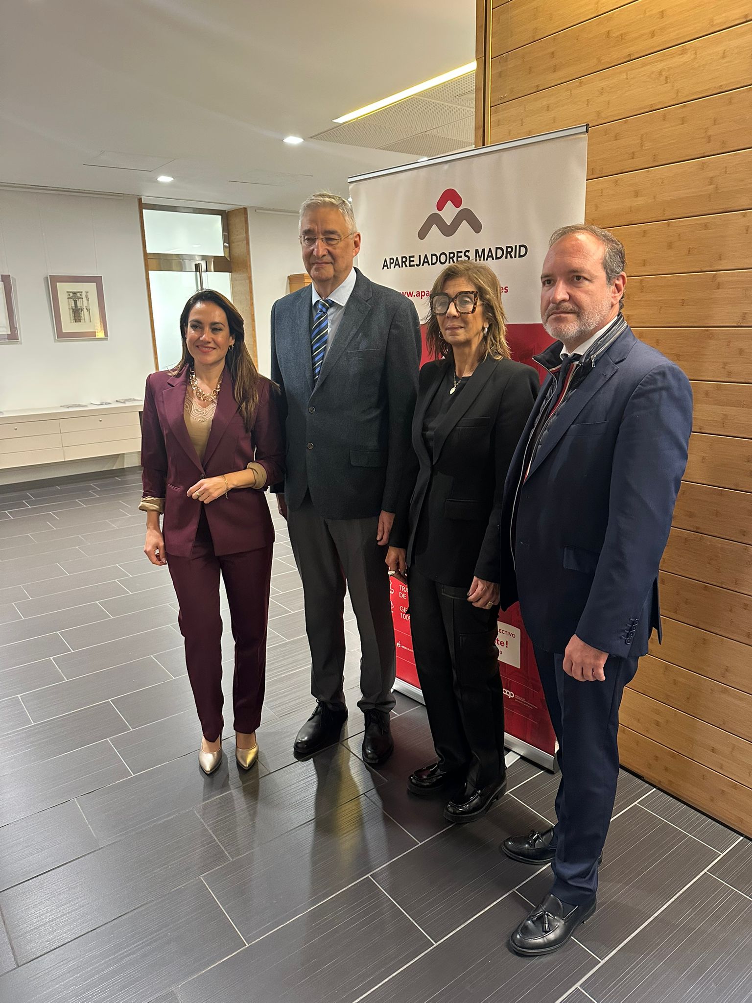 COWORD y el Colegio Oficial de Aparejadores y Arquitectos Técnicos de Madrid formalizan un acuerdo de colaboración