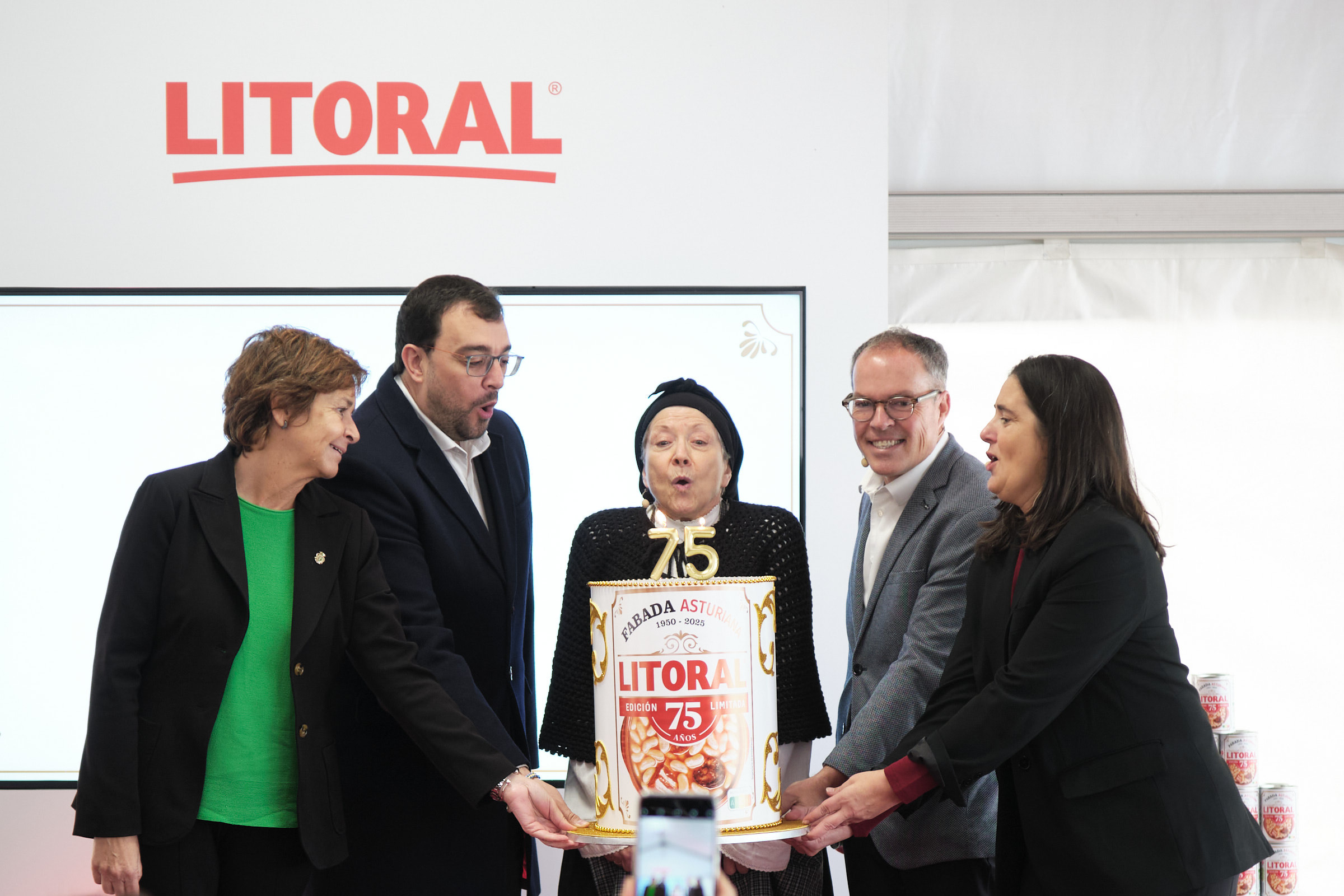 Nestlé reafirma su apuesta por su fábrica de LITORAL con una inversión de 7 millones de euros