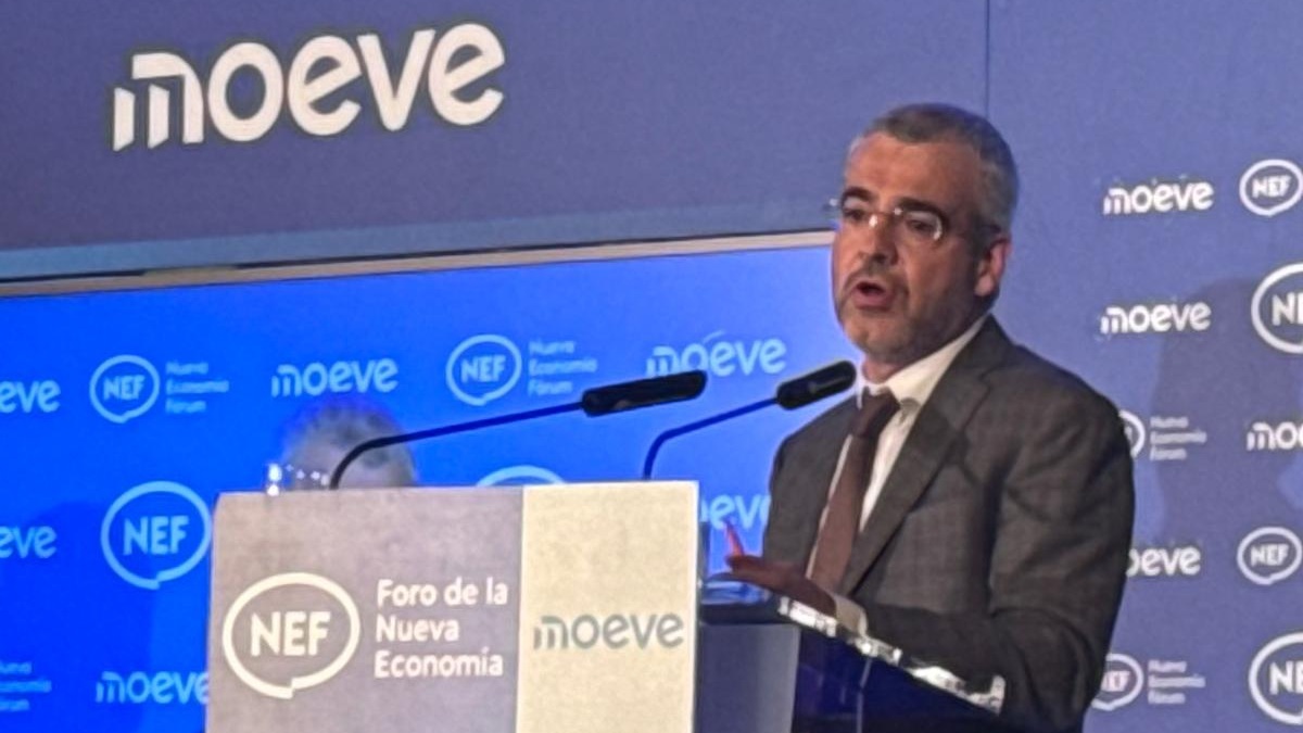 Lucena carga contra Castellón y Ryanair para defender la subida de tarifas de Aena