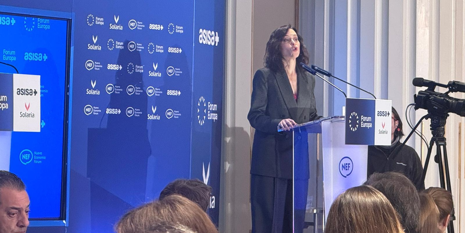 Ayuso anuncia una bajada de medio punto del IRPF autonómico en Madrid