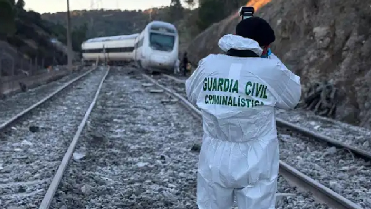 Al menos 39 fallecidos en el accidente de los trenes de Iryo y Renfe en Adamuz, Córdoba