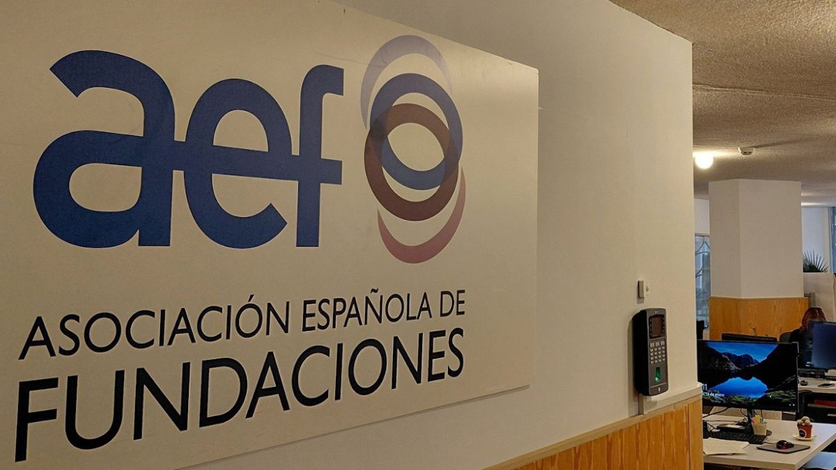 200.000 profesionales del tercer sector se formarán en IA gracias a Microsoft y la AEF