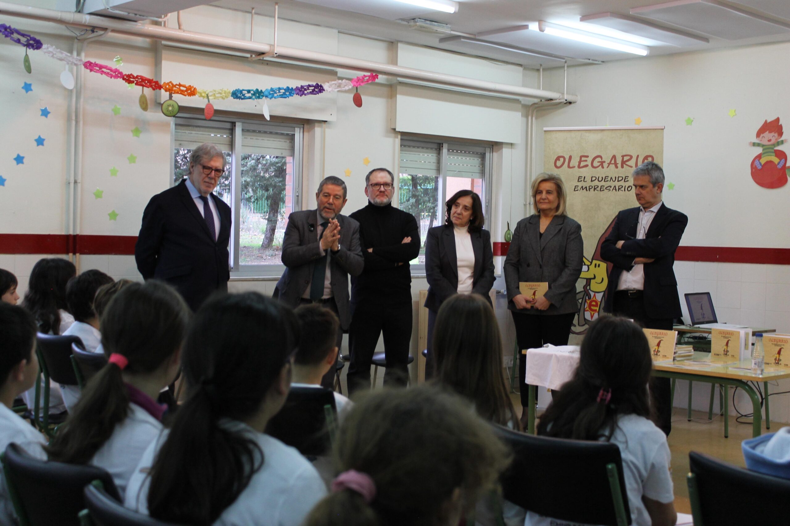 ‘Olegario, el duende empresario’, proyecto de CEOE y Fundación Diálogos para incentivar el espíritu emprendedor