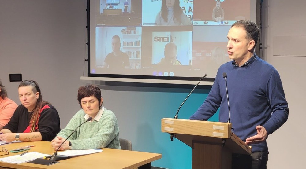 Un SMI propio, la penúltima petición de los independentistas vascos, catalanes, gallegos o valencianos