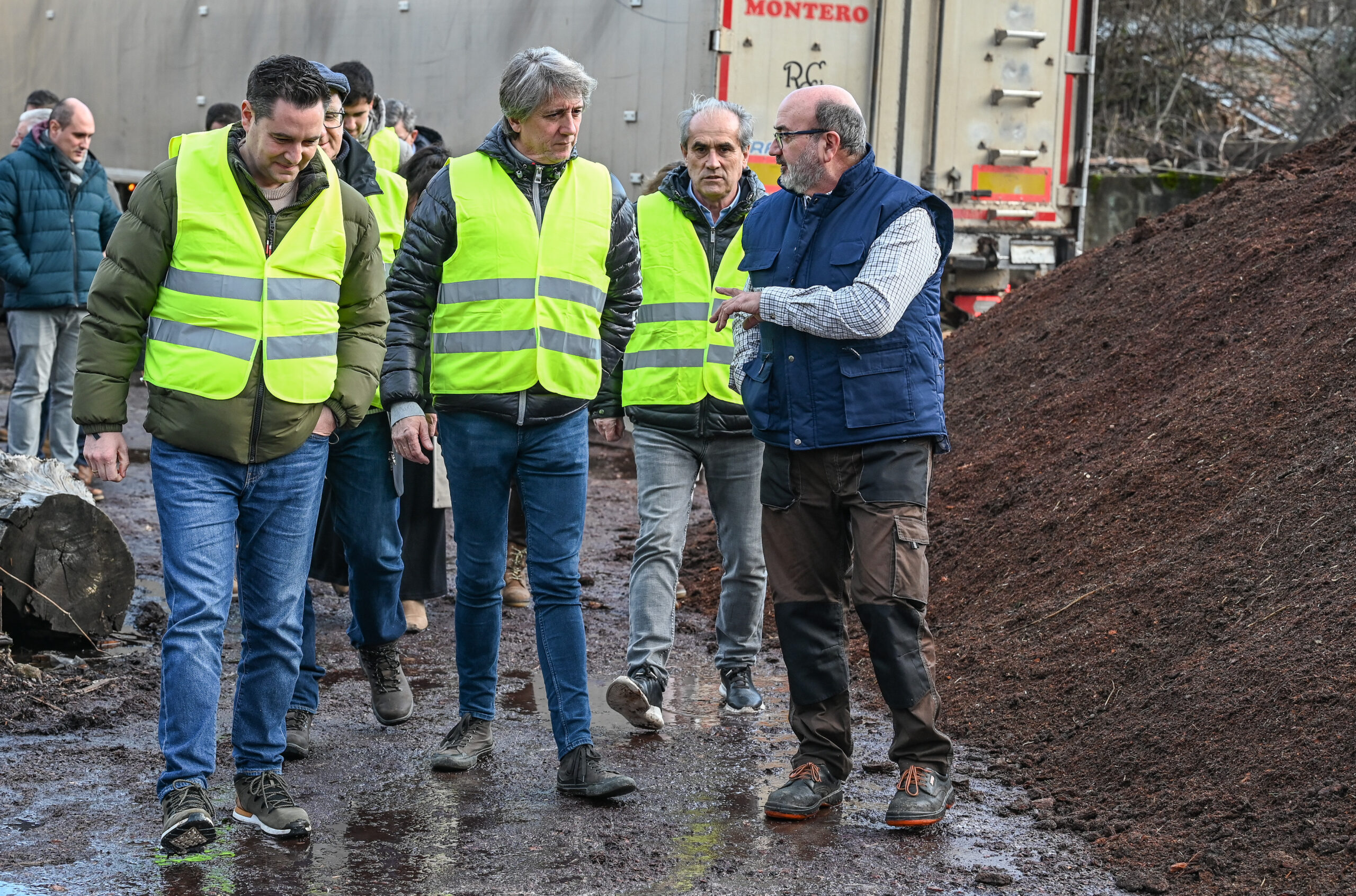 Martínez apunta al sector maderero como un ‘tronco’ para la «transición energética y ecológica»