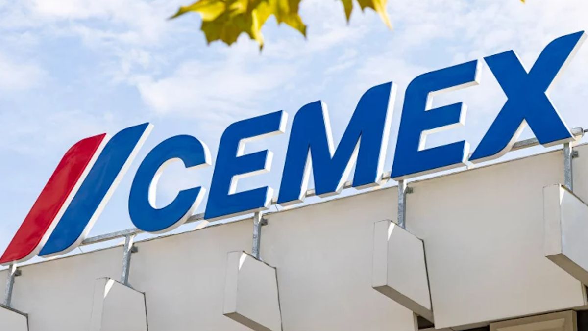 La planta de Cemex en Alicante reduce su huella de carbono por encima de la media del sector