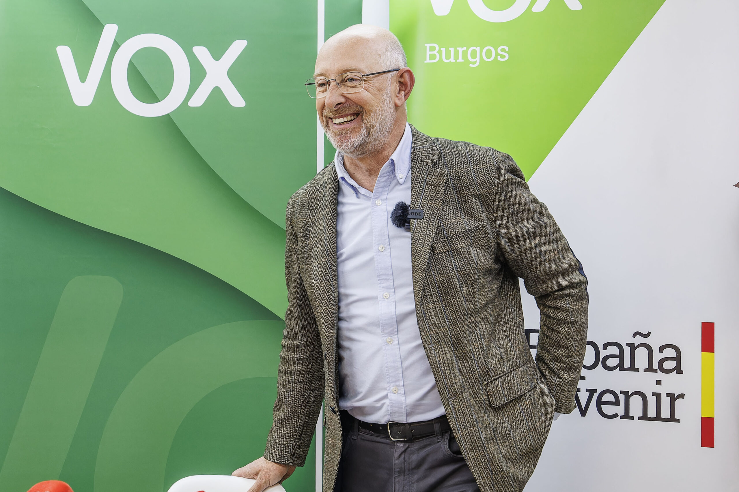 Vox insiste en que «no nos interesan los asientos» y reclama cambiar las políticas