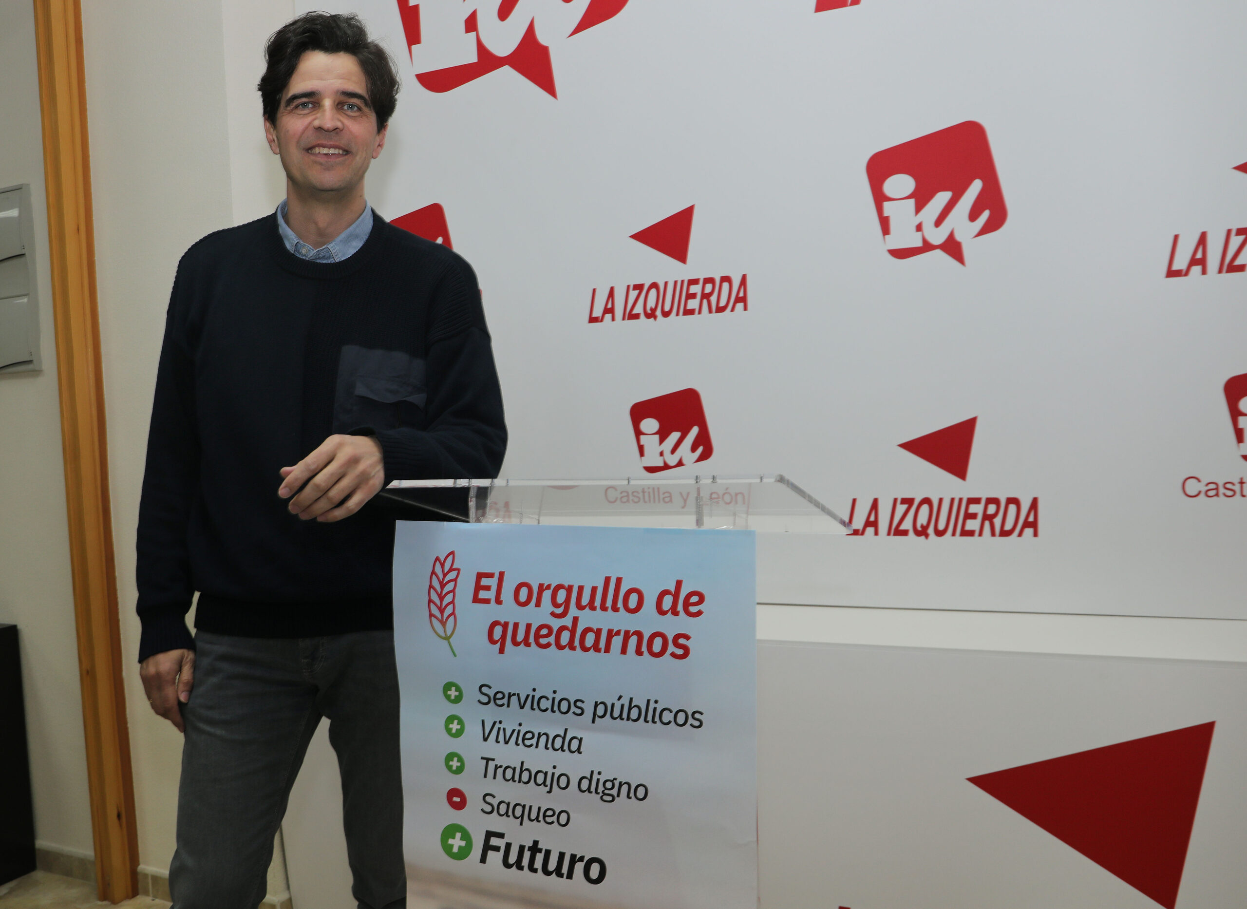 Gascón dice que «la extrema derecha genera miedo» y supone un «modelo destructivo para la Comunidad»