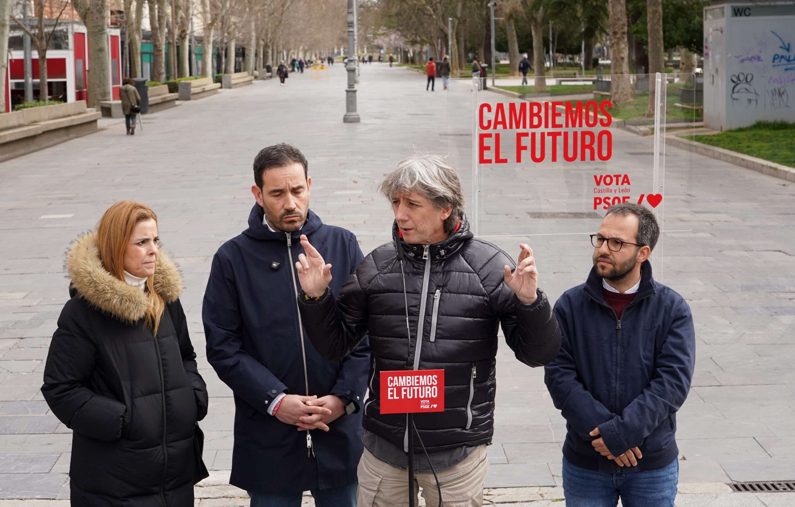 Martínez dice que los partidos localistas «no tienen ideología, se venden al mejor postor y suelen caer a la derecha»