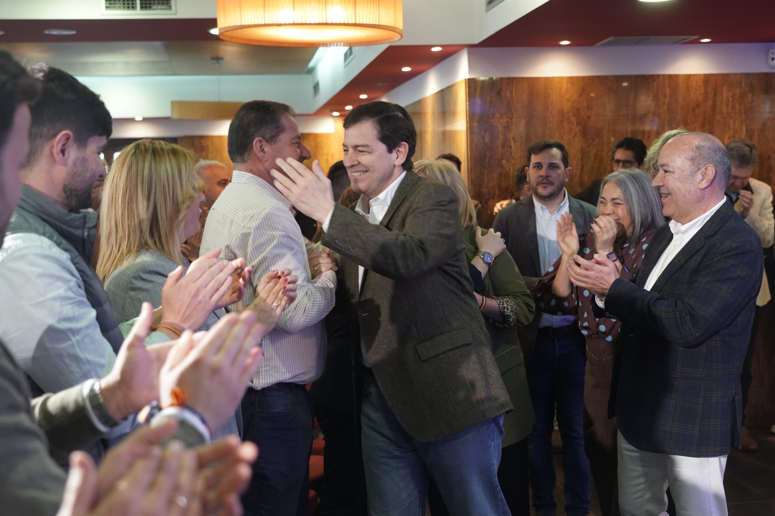 Atraer población con más servicios y menos impuestos, claves del Plan Rural de Mañueco