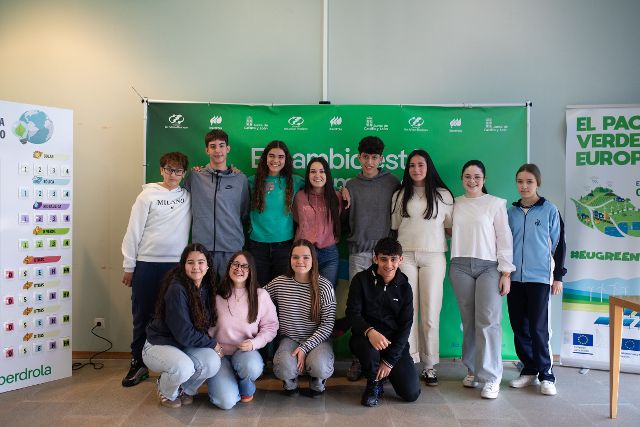 Iberdrola edifica en Zamora la ‘Ciudad del Futuro’ con la presencia de cien estudiantes de la provincia
