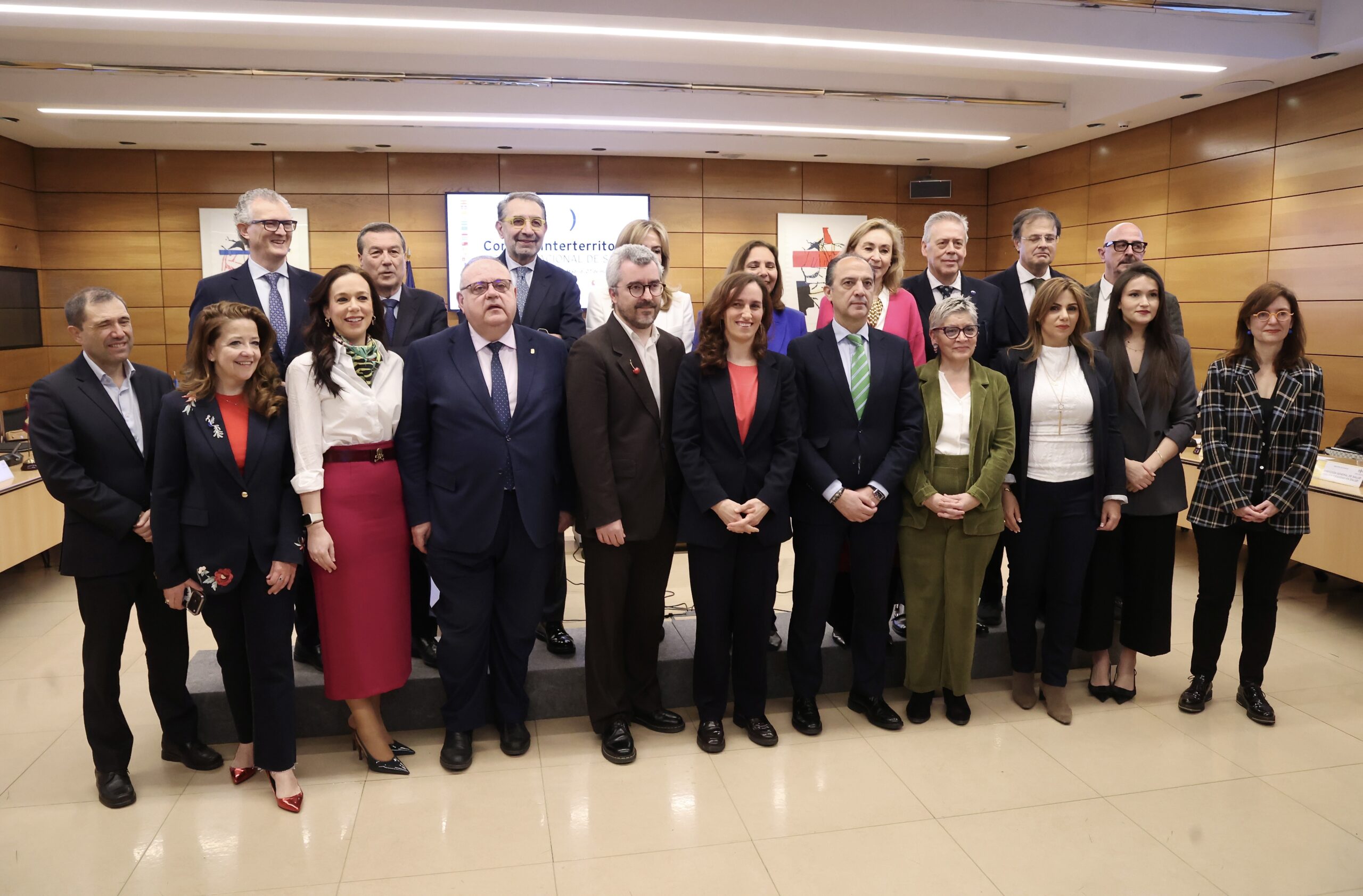 Los consejeros de Sanidad del PP exigen a la ministra que pare la huelga de médicos o pedirán su destitución
