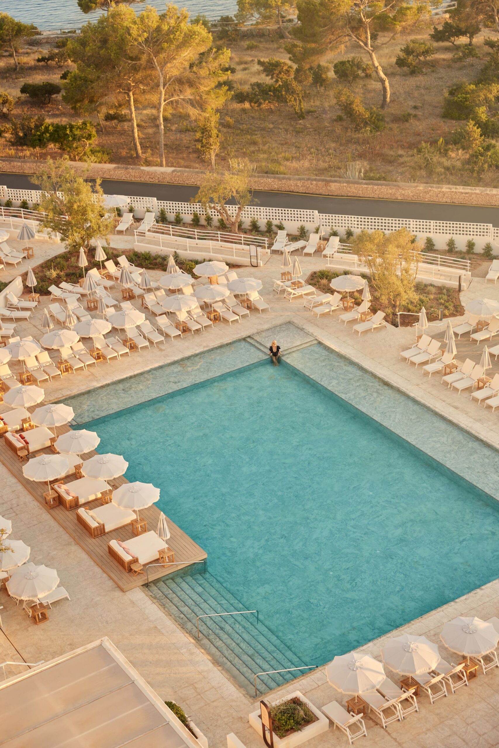 Grupo de Empresas Matutes acuerda con Azora la adquisición de tres activos hoteleras