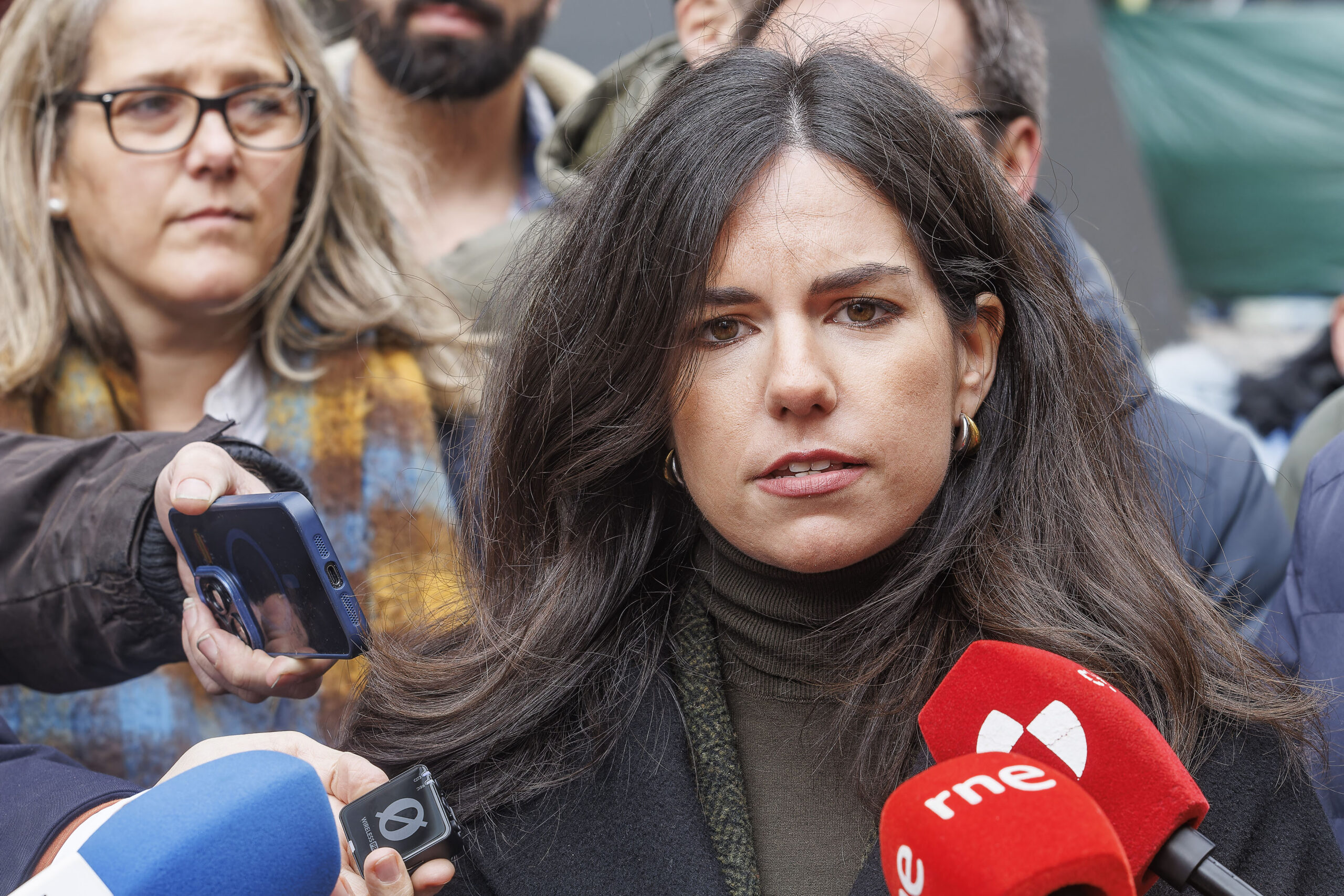 Vox no dejará la Presidencia de las Cortes en manos del PSOE aunque su confianza en el PP «no es plena»