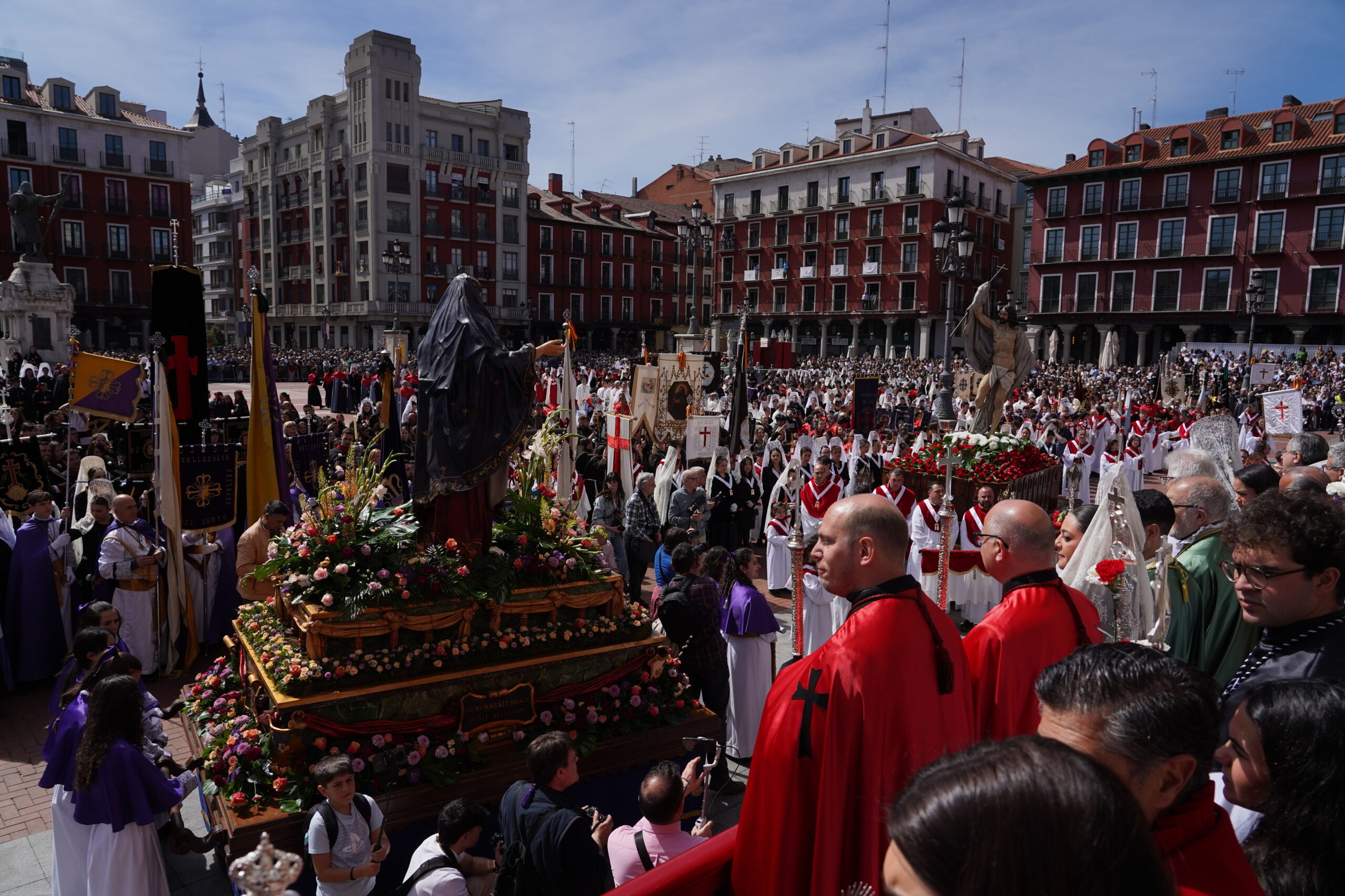 La Semana Santa resucita el empleo con una caída del paro en la Comunidad del 1,6 por ciento