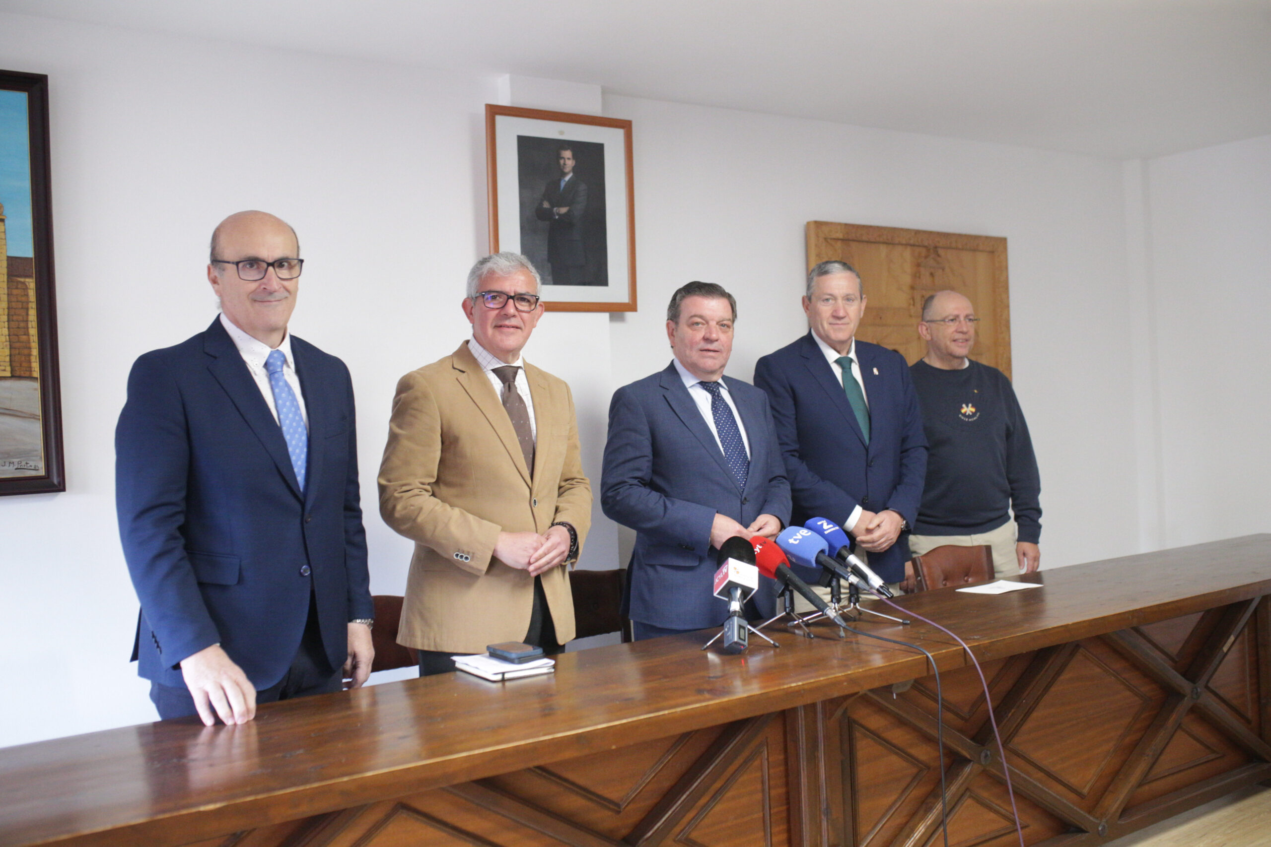 El Fondo de Cohesión Territorial de la Junta, dotado con 20 millones, movilizará 33,2 con diputaciones y municipios