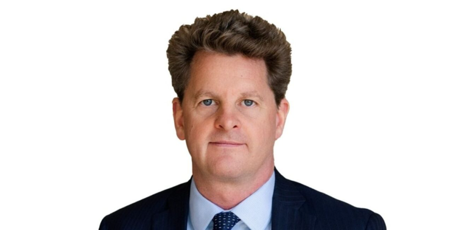 Santander refuerza su negocio de crédito en infraestructuras con el fichaje de Nicholas Stockdale