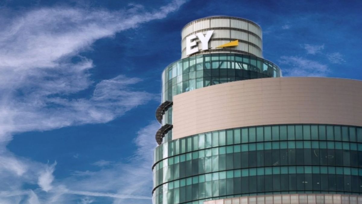 EY, líder en sostenibilidad y generación de impacto tangible, según el Green Quadrant 2026