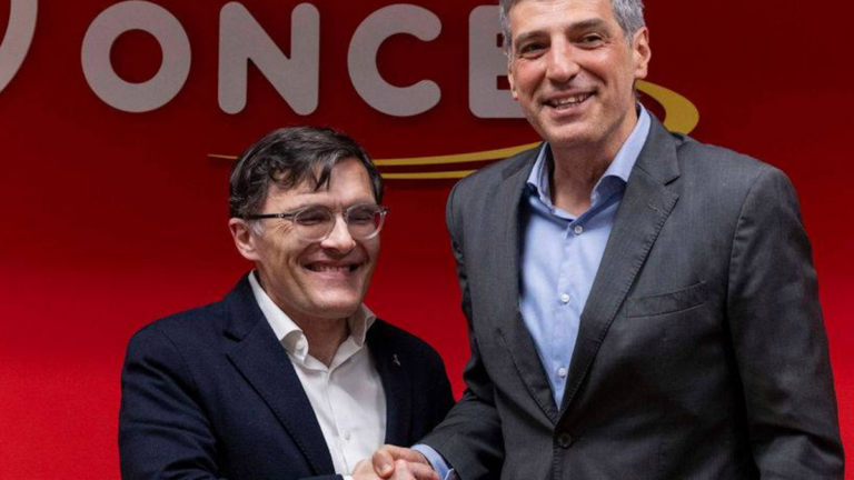 Santander y Grupo Social ONCE se unen para fomentar la inclusión financiera de las personas con discapacidad