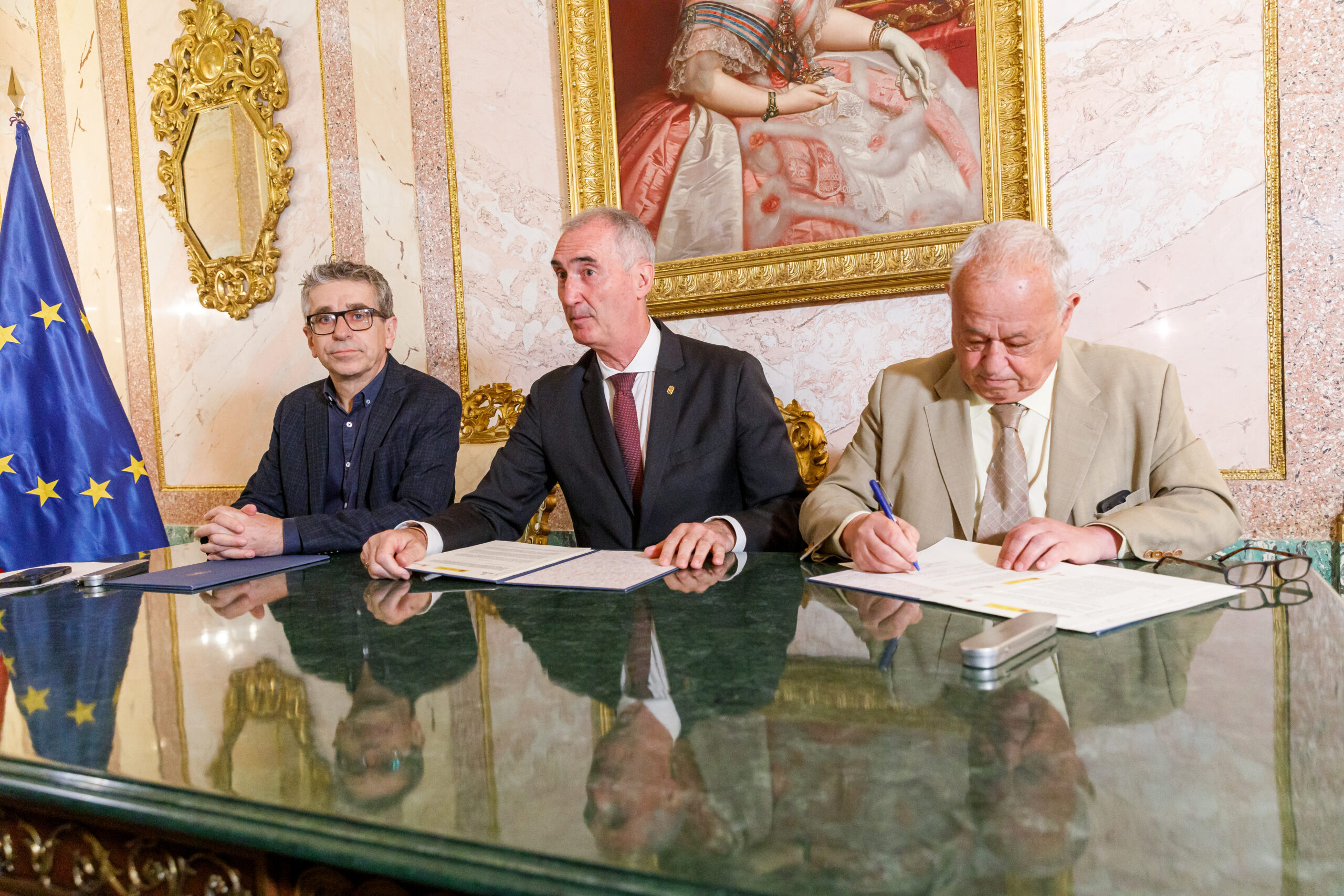 Gobierno, Junta y Ayuntamiento de Segovia ‘ponen las primeras piedras’ del plan de conservación del Acueducto