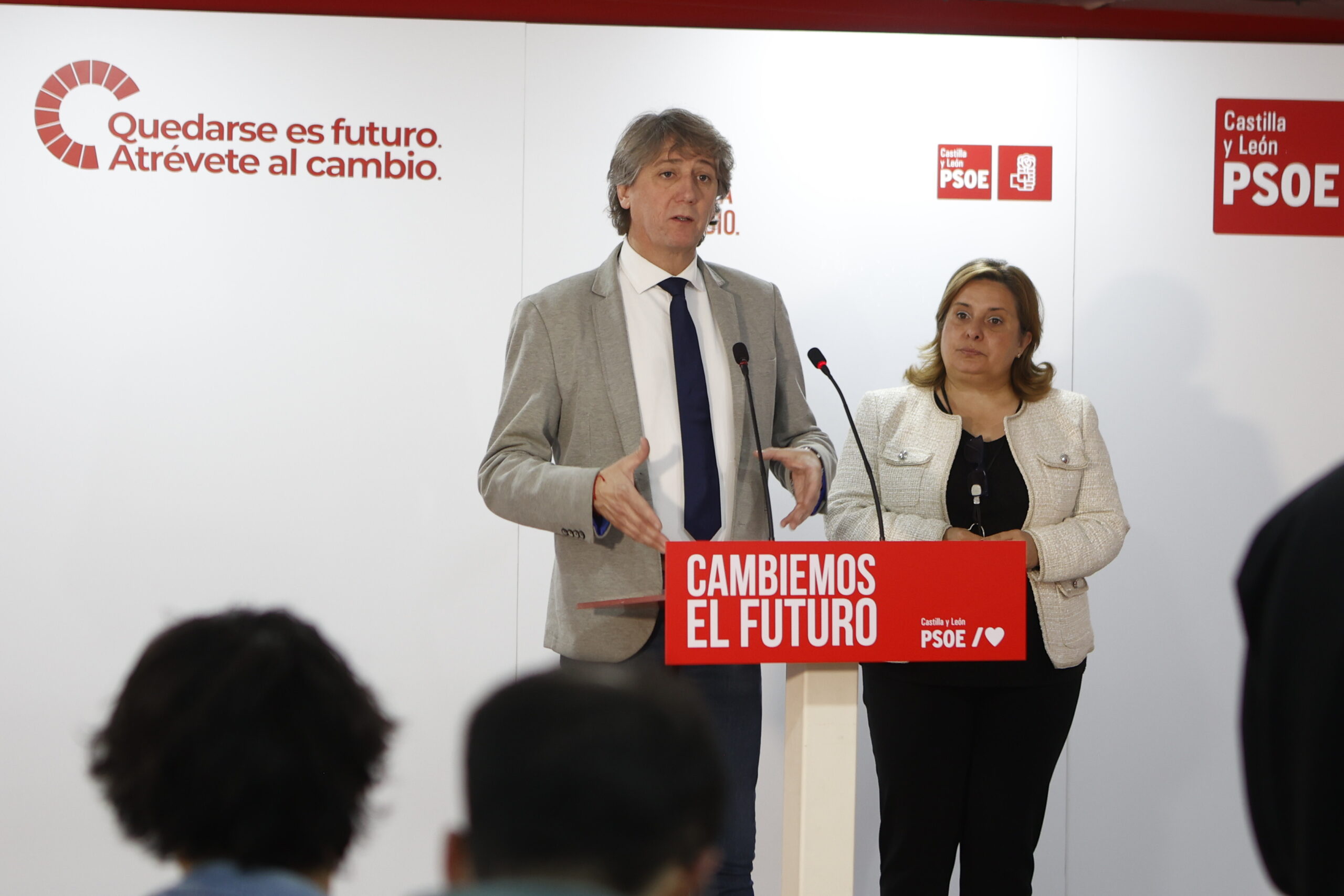 Martínez denuncia que el «deterioro» de la sanidad y otros servicios públicos es la principal urgencia de la Comunidad