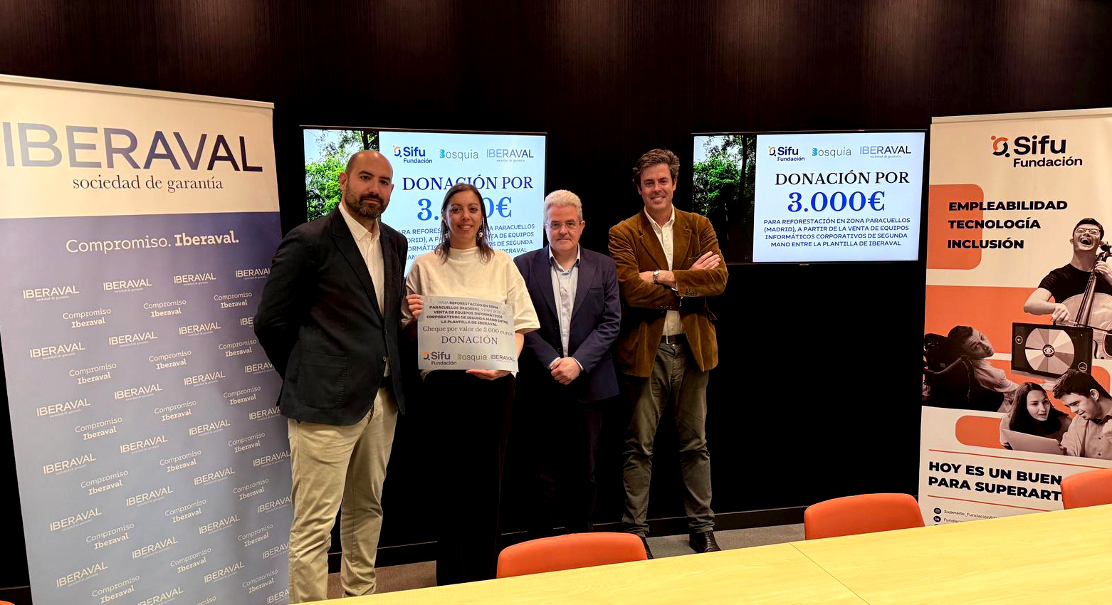 Iberaval impulsa un proyecto social de reforestación financiado con la venta de material informático