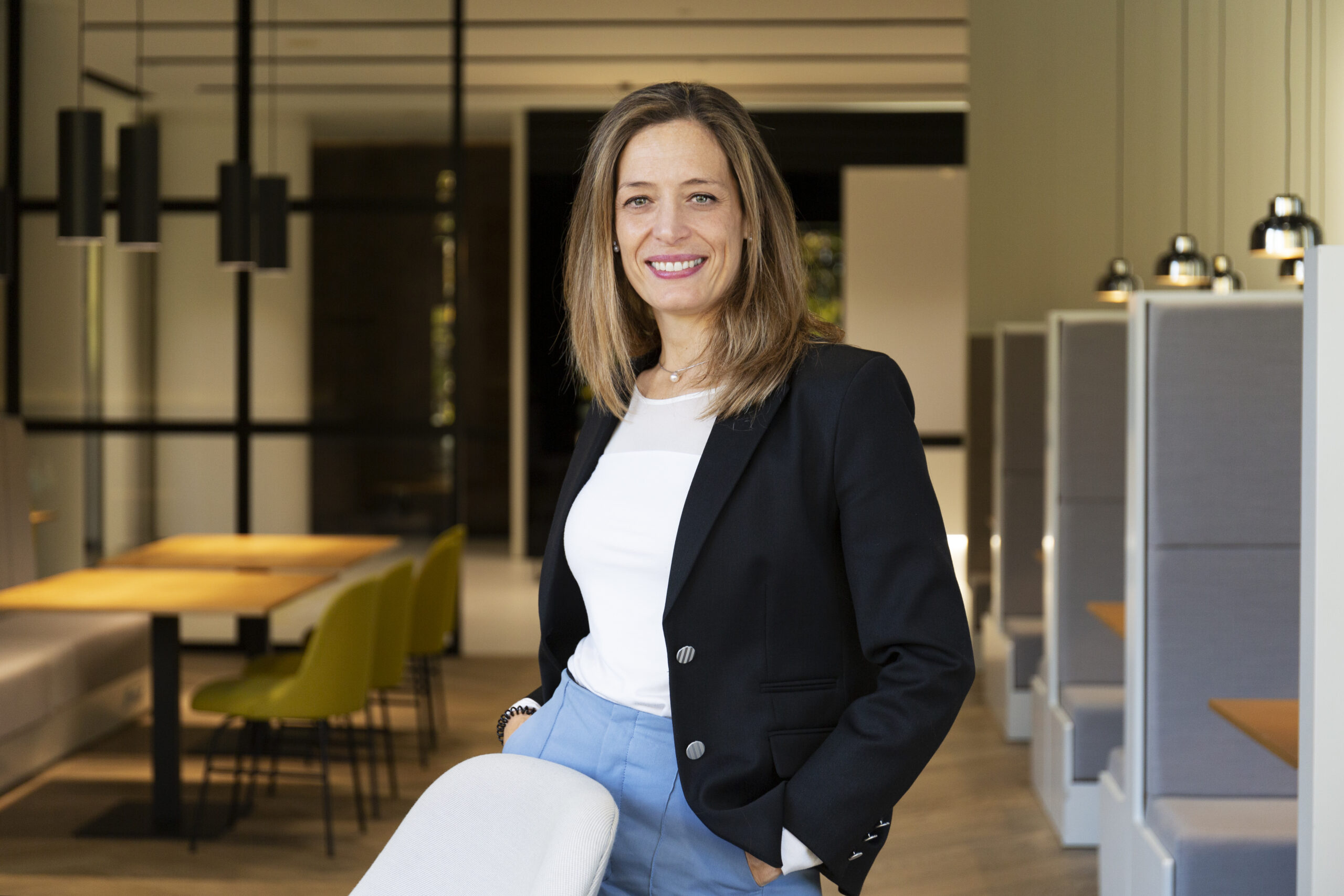 SAVILLS se incorpora a OBBIO como asociada Gold para impulsar el bienestar desde los espacios de trabajo