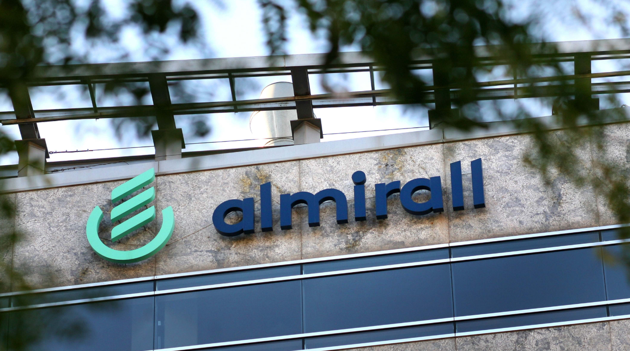 Almirall vende su franquicia de productos mucolíticos por hasta 15 millones