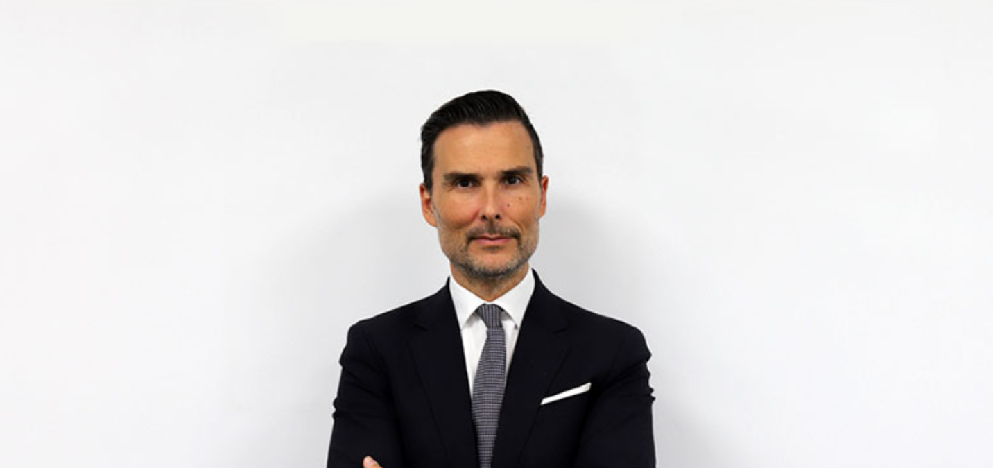 Amper renueva a Enrique López como consejero delegado