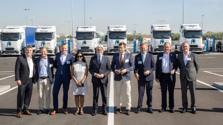 PragmaCharge y Prologis ponen en marcha un nuevo hub de recarga para camiones eléctricos en Mercavalència