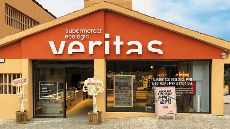 Veritas amplía a 7 sus supermercados en Valencia para impulsar el consumo ecológico local